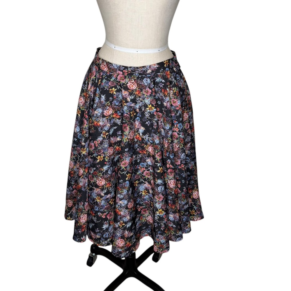 MODCLOTH X Nicolette Mason Floral‎ Skirt Large Black A-Line Women's Size Large
